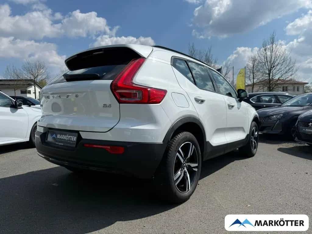 Volvo XC40 Plus Dark SHZ/LHZ/CAM/H&K/DAB/PDC/LED 04/2023-photo-1