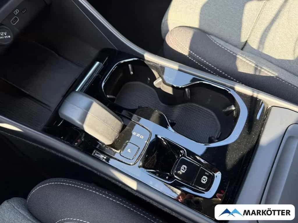 Volvo XC40 Plus Dark SHZ/LHZ/CAM/H&K/DAB/PDC/LED 04/2023-photo-18