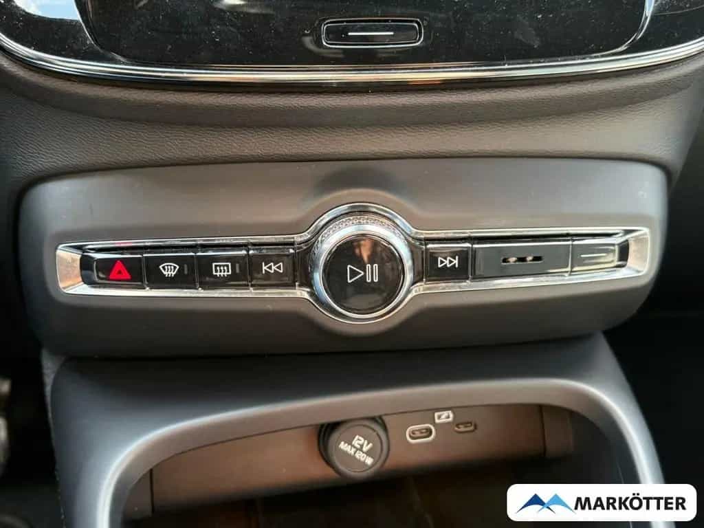 Volvo XC40 Plus Dark SHZ/LHZ/CAM/H&K/DAB/PDC/LED 04/2023-photo-20