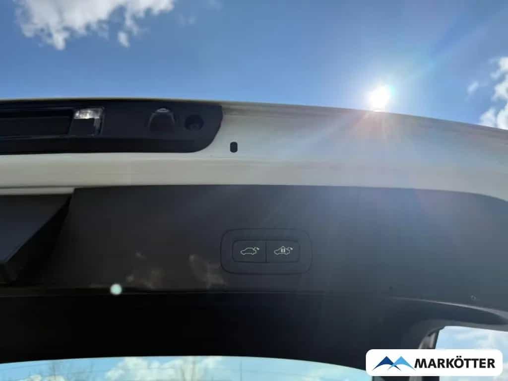 Volvo XC40 Plus Dark SHZ/LHZ/CAM/H&K/DAB/PDC/LED 04/2023-photo-7