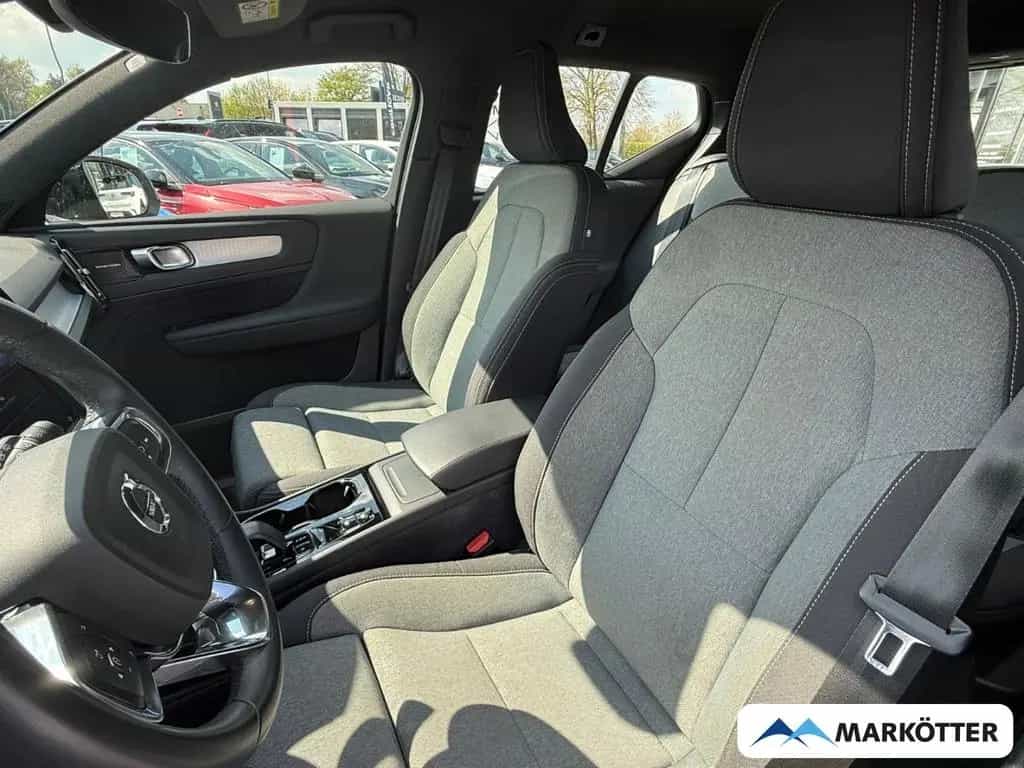 Volvo XC40 Plus Dark SHZ/LHZ/CAM/H&K/DAB/PDC/LED 04/2023-photo-9
