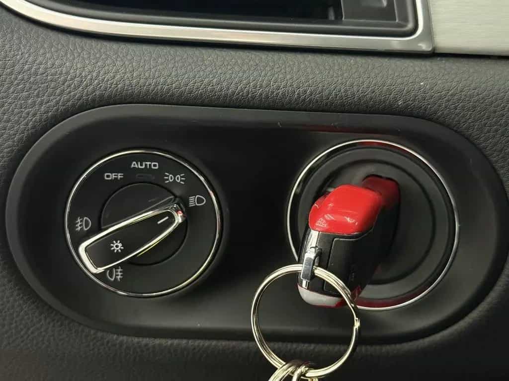 Porsche Macan Turbo. 2.Hd, Performance Paket, PDLS, Bose 04/2018-photo-9