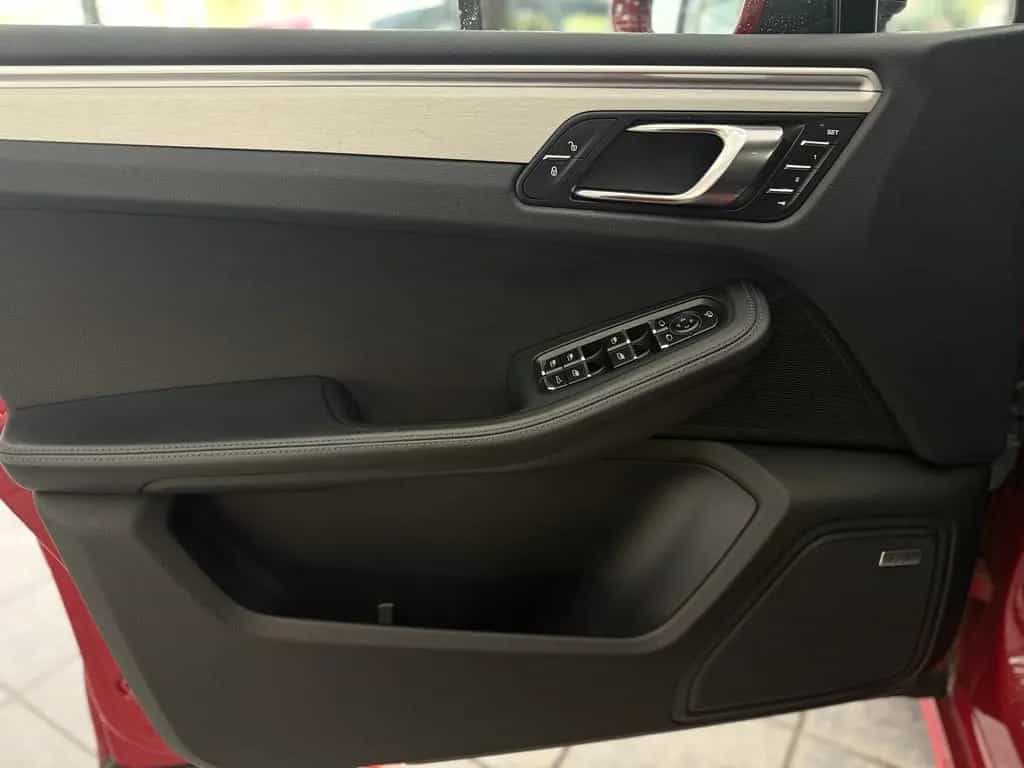 Porsche Macan Turbo. 2.Hd, Performance Paket, PDLS, Bose 04/2018-photo-10
