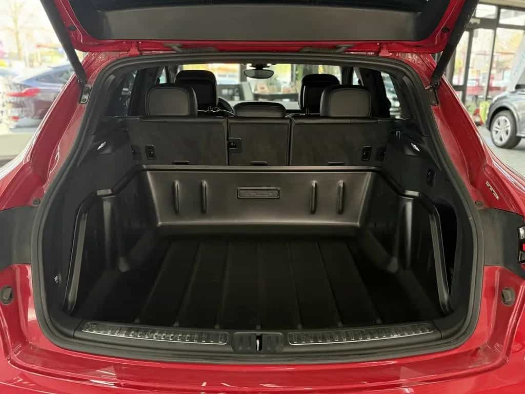 Porsche Macan Turbo. 2.Hd, Performance Paket, PDLS, Bose 04/2018-photo-2