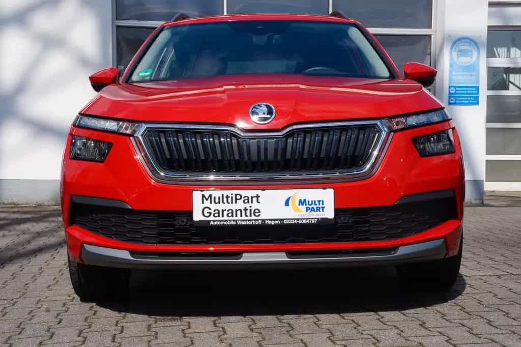 Skoda Kamiq Tour*LED*PDC V+H*SHZ*FRONTRADAR* 03/2022-photo-1