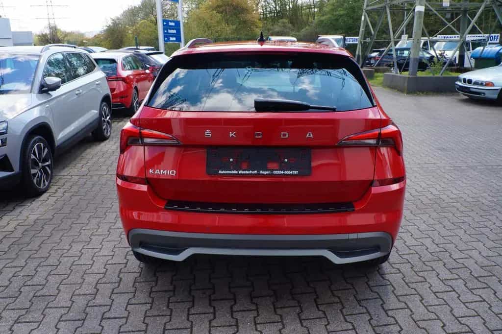Skoda Kamiq Tour*LED*PDC V+H*SHZ*FRONTRADAR* 03/2022-photo-11