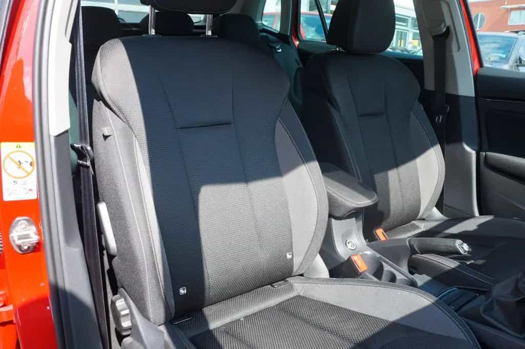 Skoda Kamiq Tour*LED*PDC V+H*SHZ*FRONTRADAR* 03/2022-photo-16