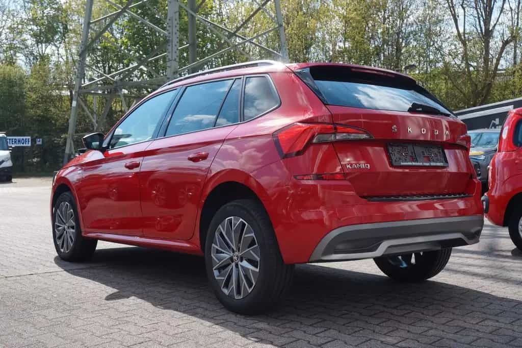 Skoda Kamiq Tour*LED*PDC V+H*SHZ*FRONTRADAR* 03/2022-photo-3