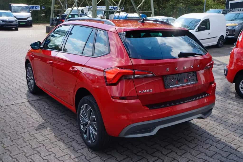 Skoda Kamiq Tour*LED*PDC V+H*SHZ*FRONTRADAR* 03/2022-photo-5