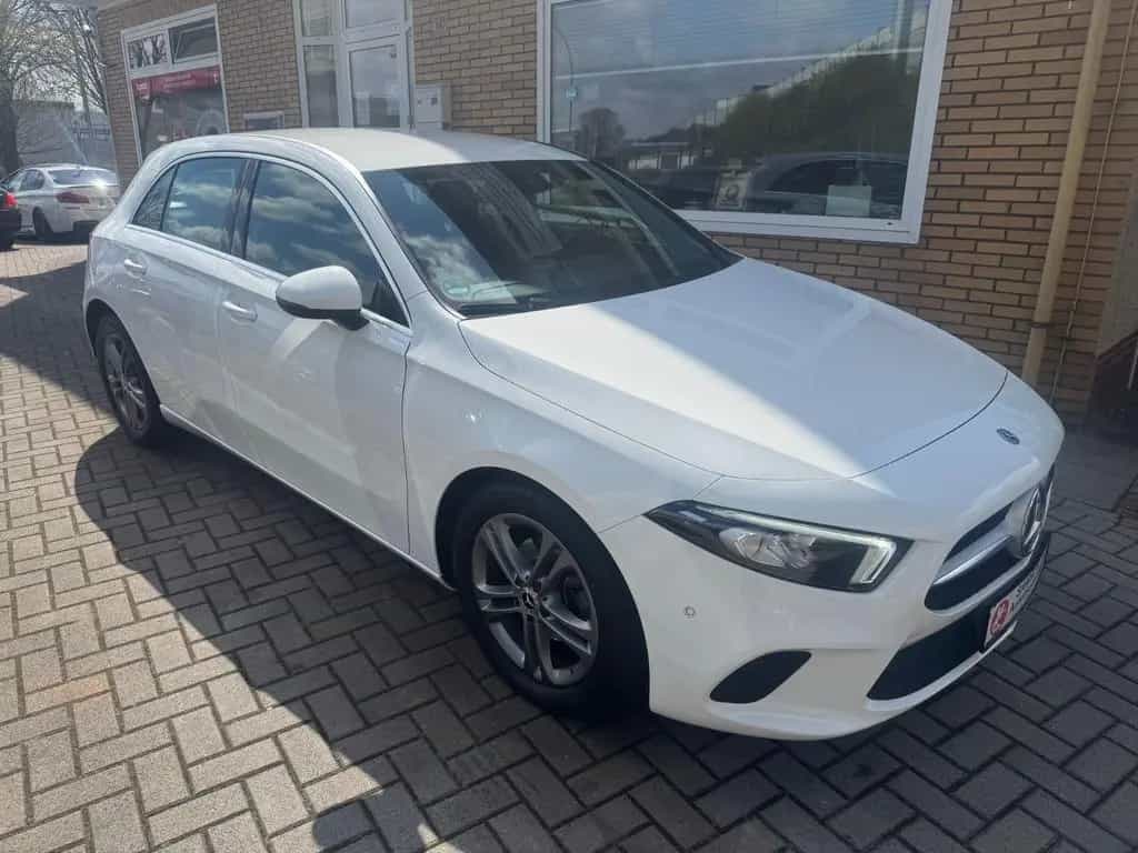Mercedes-Benz A-Class 180 d LED 05/2019-photo-2