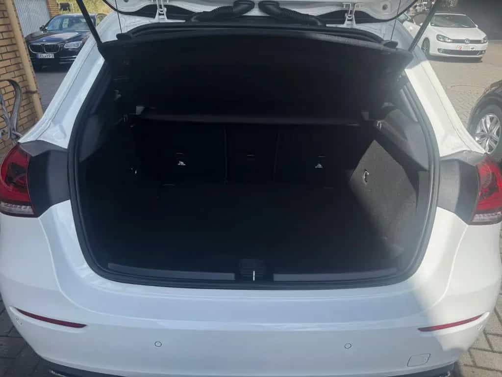 Mercedes-Benz A-Class 180 d LED 05/2019-photo-5