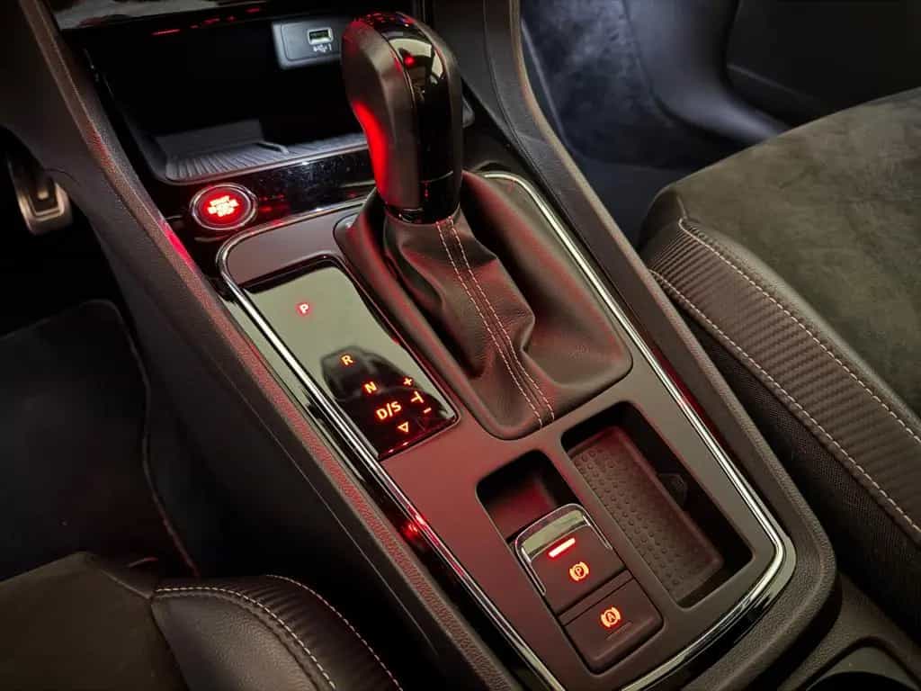 Seat Leon ST Cupra 300 4Drive*DSG*PANO*ALCANTARA* 02/2020-photo-13