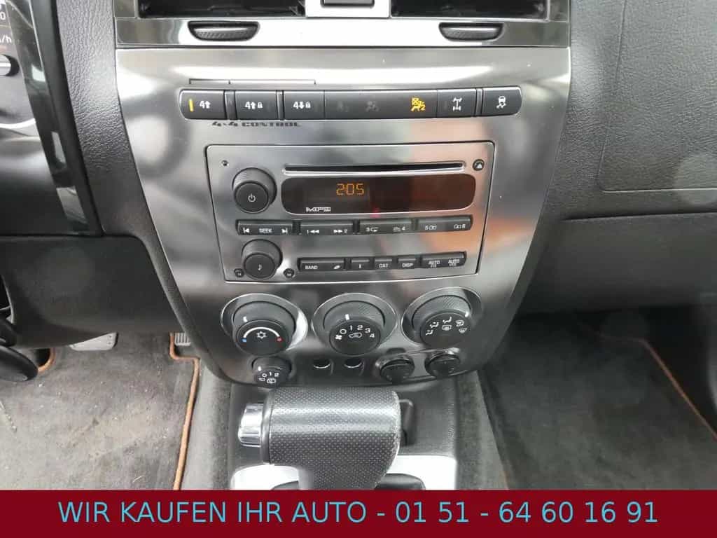 Hummer H3 3.7 Adventure Automatik #LEDER#KLIMA#AHK#27 12/2008-photo-11
