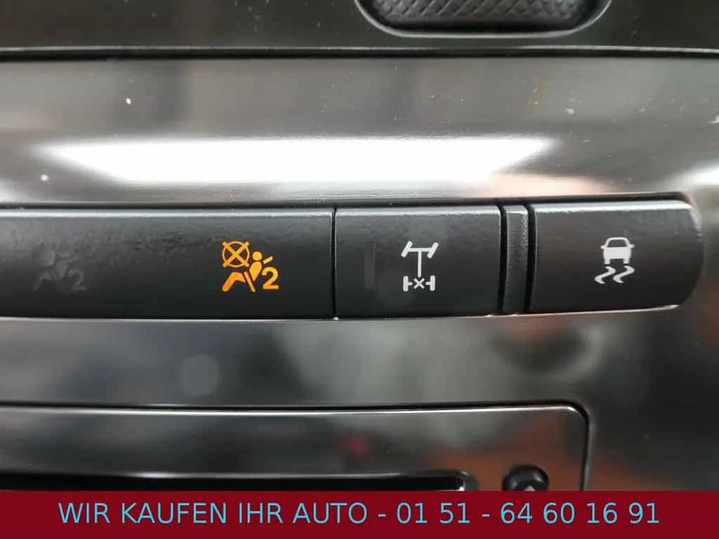 Hummer H3 3.7 Adventure Automatik #LEDER#KLIMA#AHK#27 12/2008-photo-28