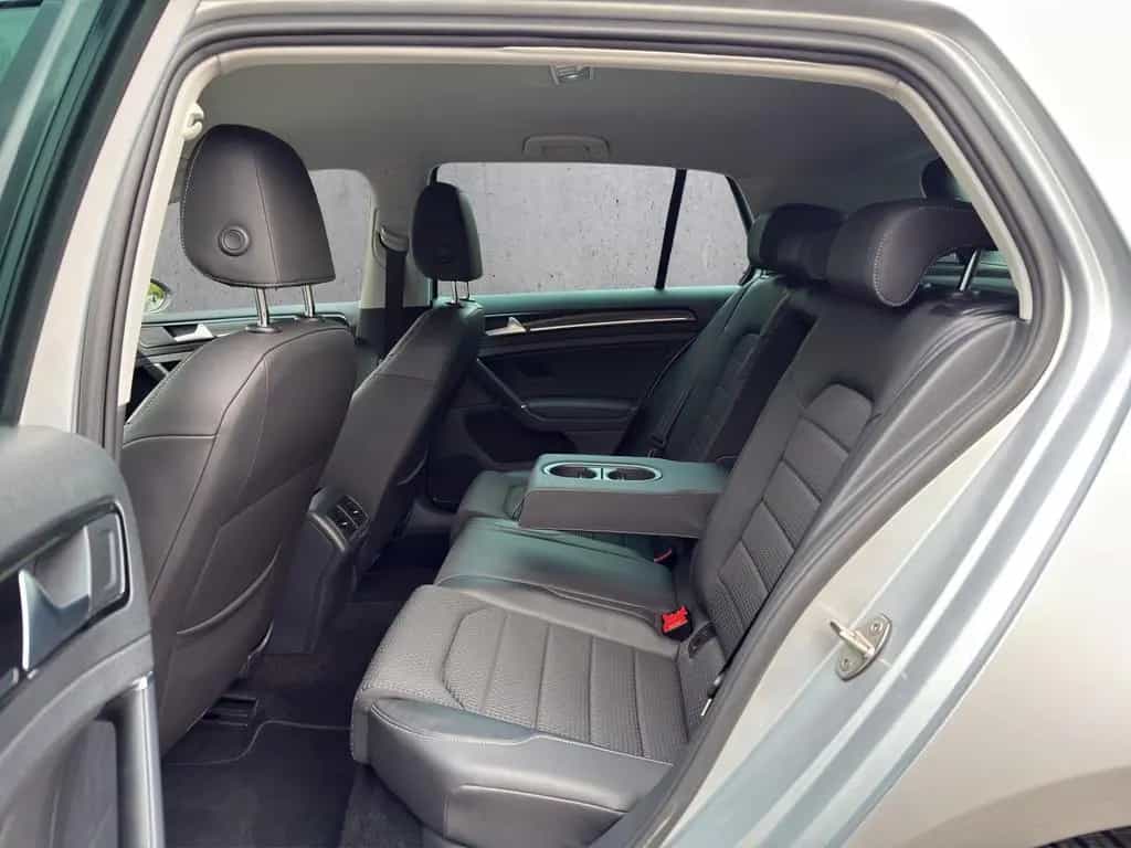 Volkswagen Golf °VII°HIGHLINE°BMT°NAV°XENON°SHZ°AUT°MASSAGE° 12/2013-photo-12