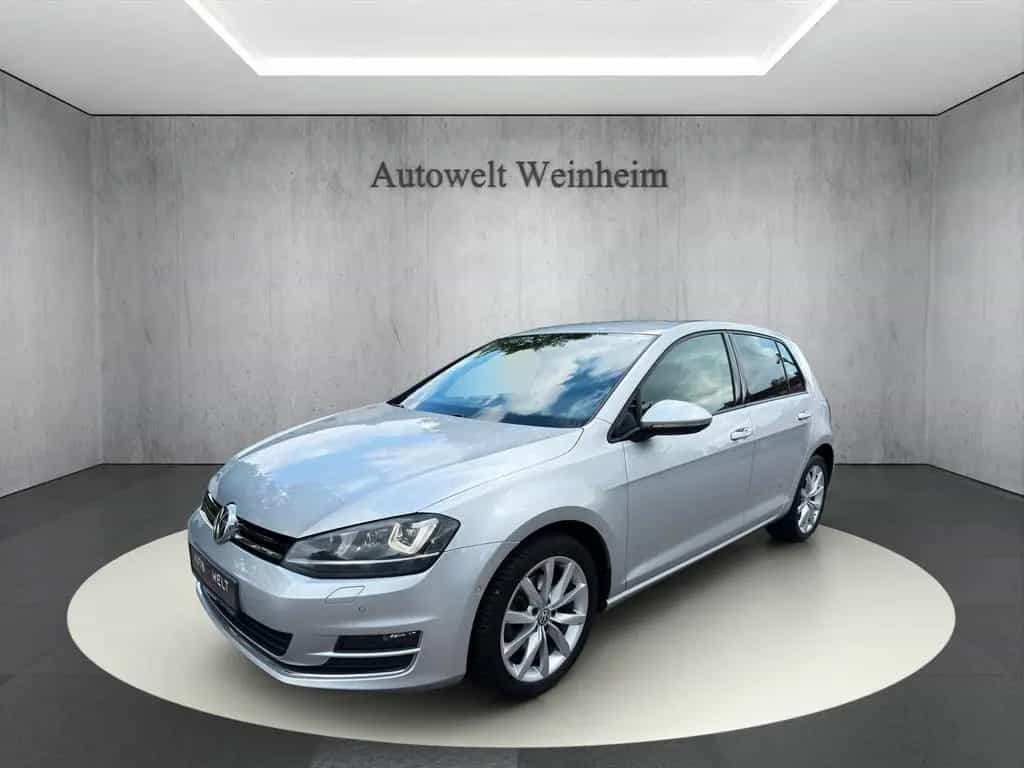 Volkswagen Golf °VII°HIGHLINE°BMT°NAV°XENON°SHZ°AUT°MASSAGE° 12/2013-photo-2