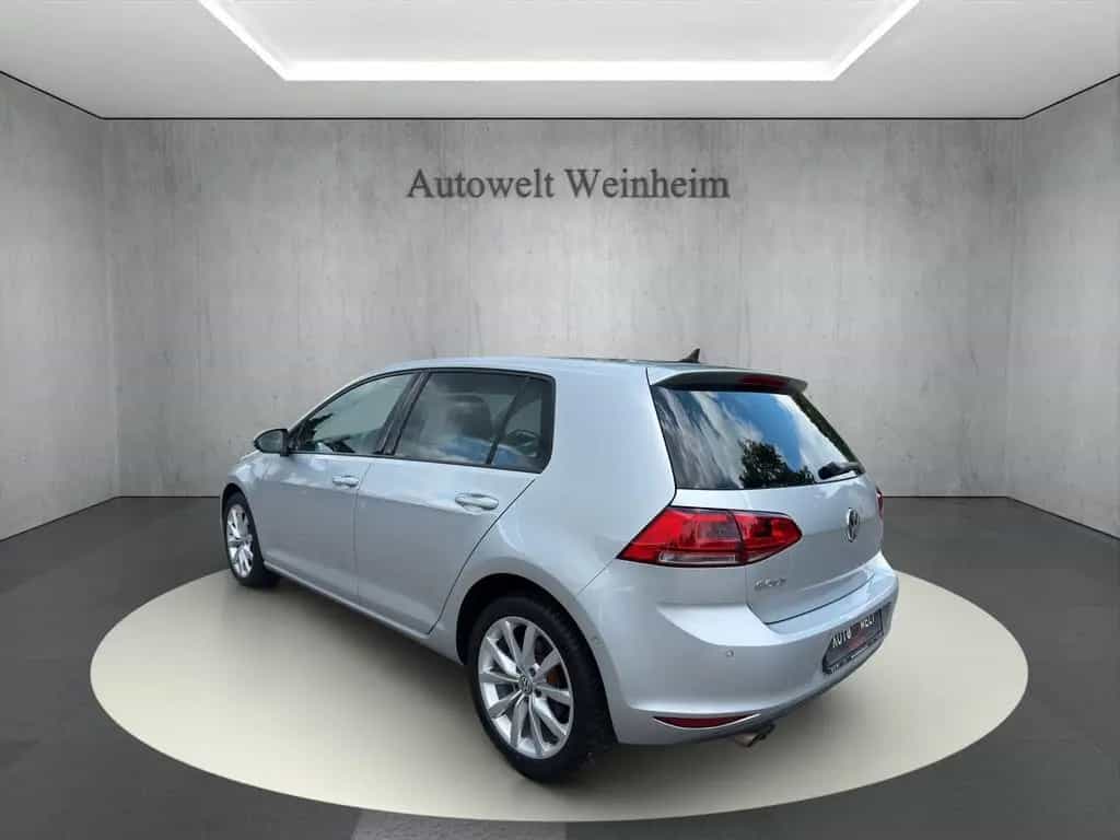 Volkswagen Golf °VII°HIGHLINE°BMT°NAV°XENON°SHZ°AUT°MASSAGE° 12/2013-photo-3