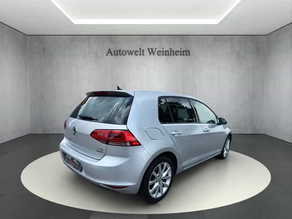Volkswagen Golf °VII°HIGHLINE°BMT°NAV°XENON°SHZ°AUT°MASSAGE° 12/2013-photo-5