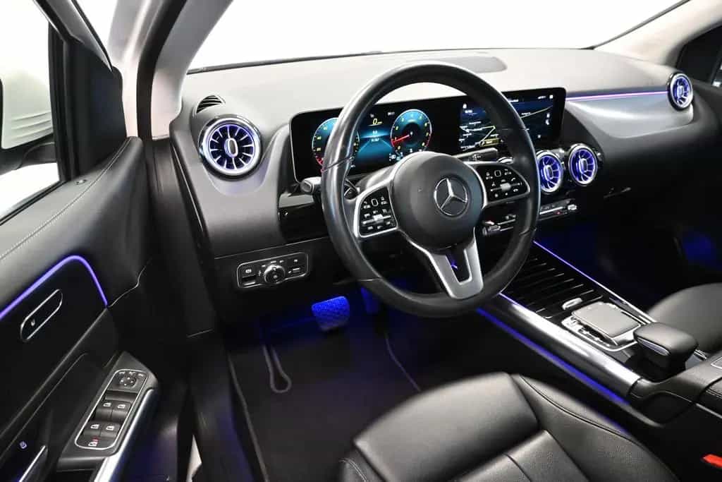 Mercedes-Benz B 180 *KAMERA *AHK *LED *SHZ *MBUX *AMBIENTE 02/2019-photo-14