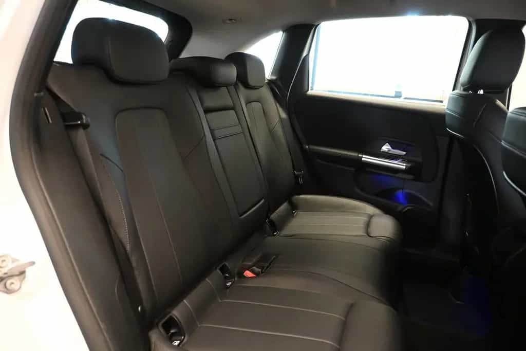 Mercedes-Benz B 180 *KAMERA *AHK *LED *SHZ *MBUX *AMBIENTE 02/2019-photo-16