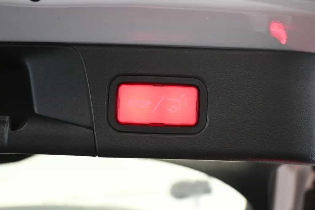 Mercedes-Benz B 180 *KAMERA *AHK *LED *SHZ *MBUX *AMBIENTE 02/2019-photo-19