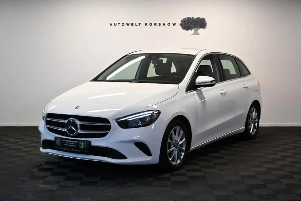 Mercedes-Benz B 180 *KAMERA *AHK *LED *SHZ *MBUX *AMBIENTE 02/2019-photo-2