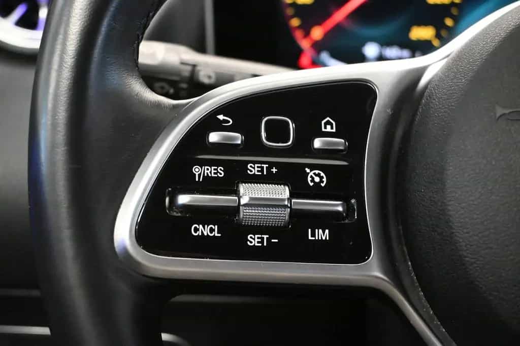 Mercedes-Benz B 180 *KAMERA *AHK *LED *SHZ *MBUX *AMBIENTE 02/2019-photo-21