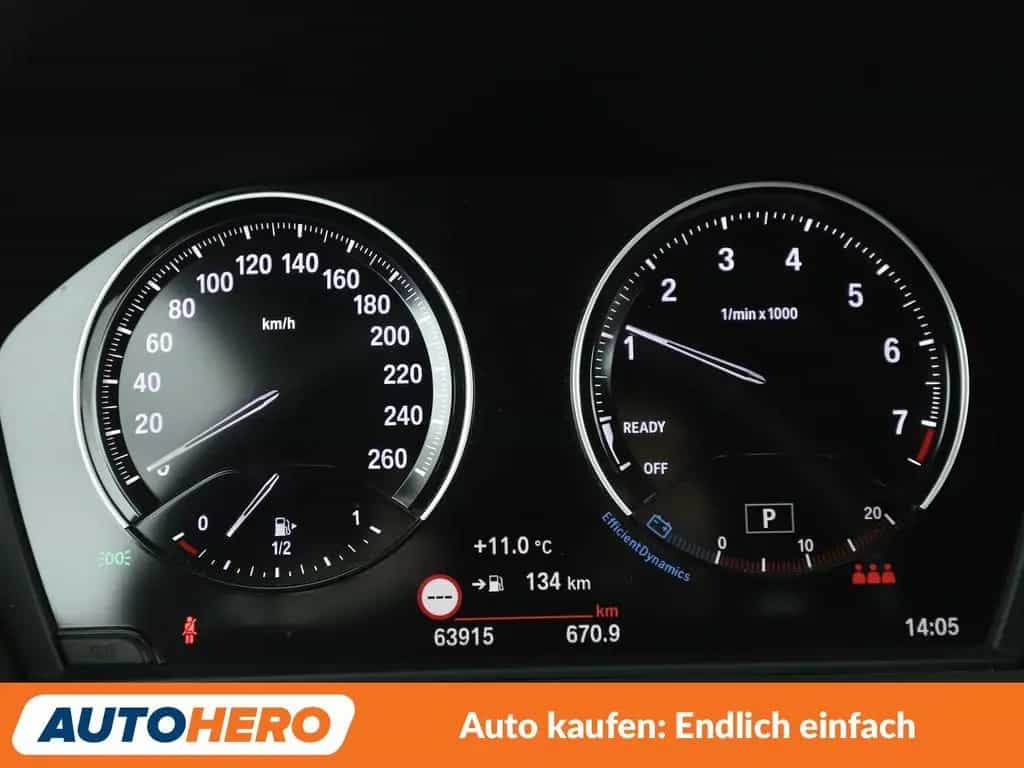 BMW X1 xDrive 20i Sport Line Aut.*NAV*TEMP*PDC*SHZ* 06/2018-photo-19