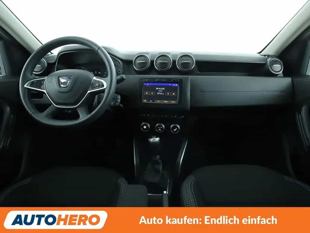 Dacia Duster 1.2 TCe Prestige 4x4*NAVI*TEMPO*CAM*PDC* 02/2019-photo-11