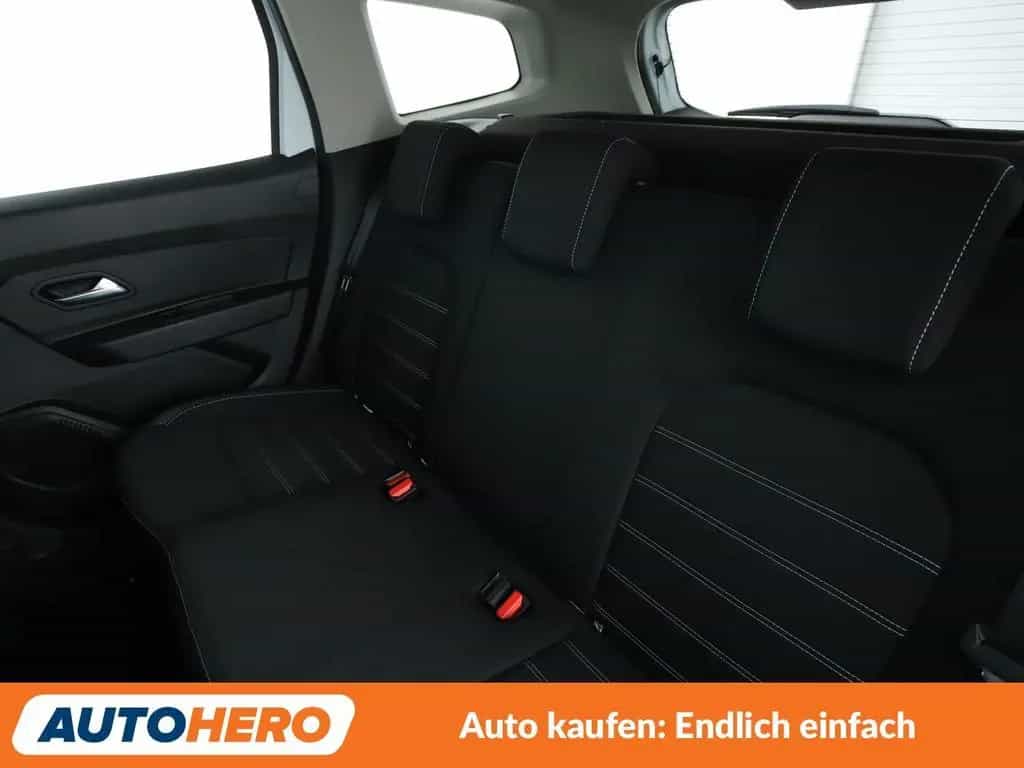 Dacia Duster 1.2 TCe Prestige 4x4*NAVI*TEMPO*CAM*PDC* 02/2019-photo-13
