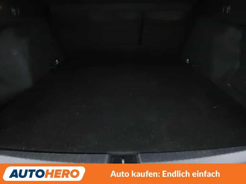 Dacia Duster 1.2 TCe Prestige 4x4*NAVI*TEMPO*CAM*PDC* 02/2019-photo-17