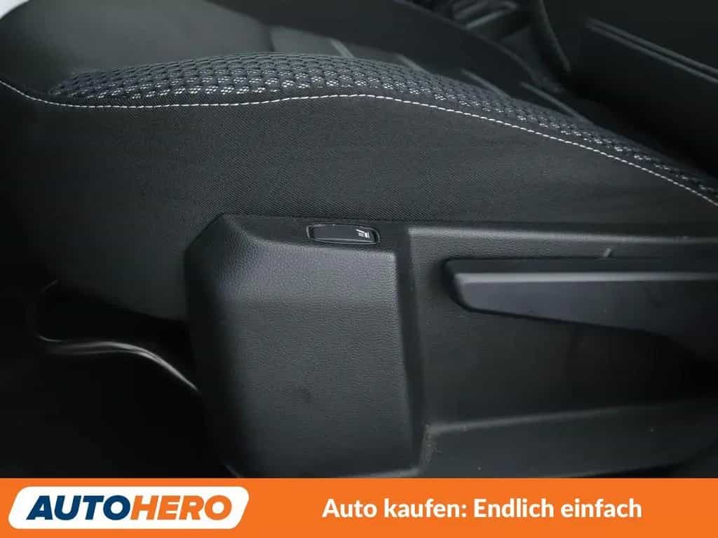 Dacia Duster 1.2 TCe Prestige 4x4*NAVI*TEMPO*CAM*PDC* 02/2019-photo-28