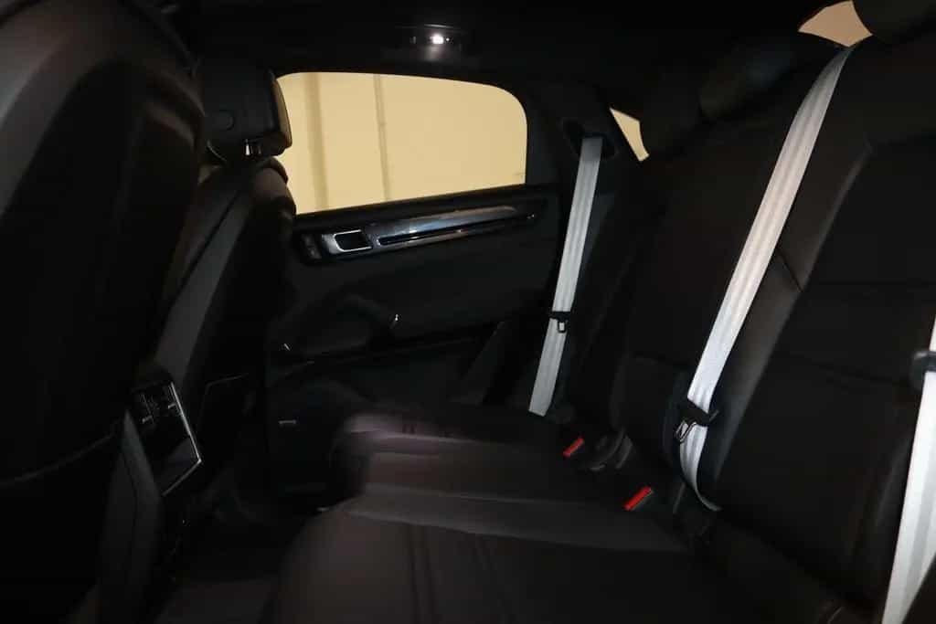 Porsche Cayenne Coupe Platinum Ed.-PANO-SOFT-LUFT-AHK- 03/2023-photo-15