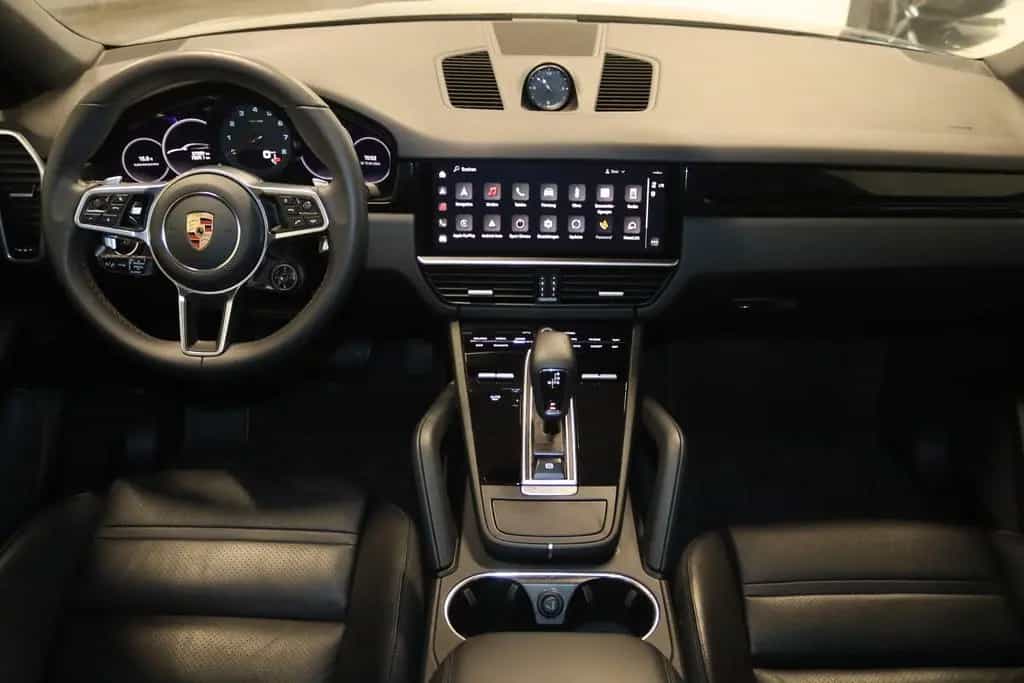 Porsche Cayenne Coupe Platinum Ed.-PANO-SOFT-LUFT-AHK- 03/2023-photo-23