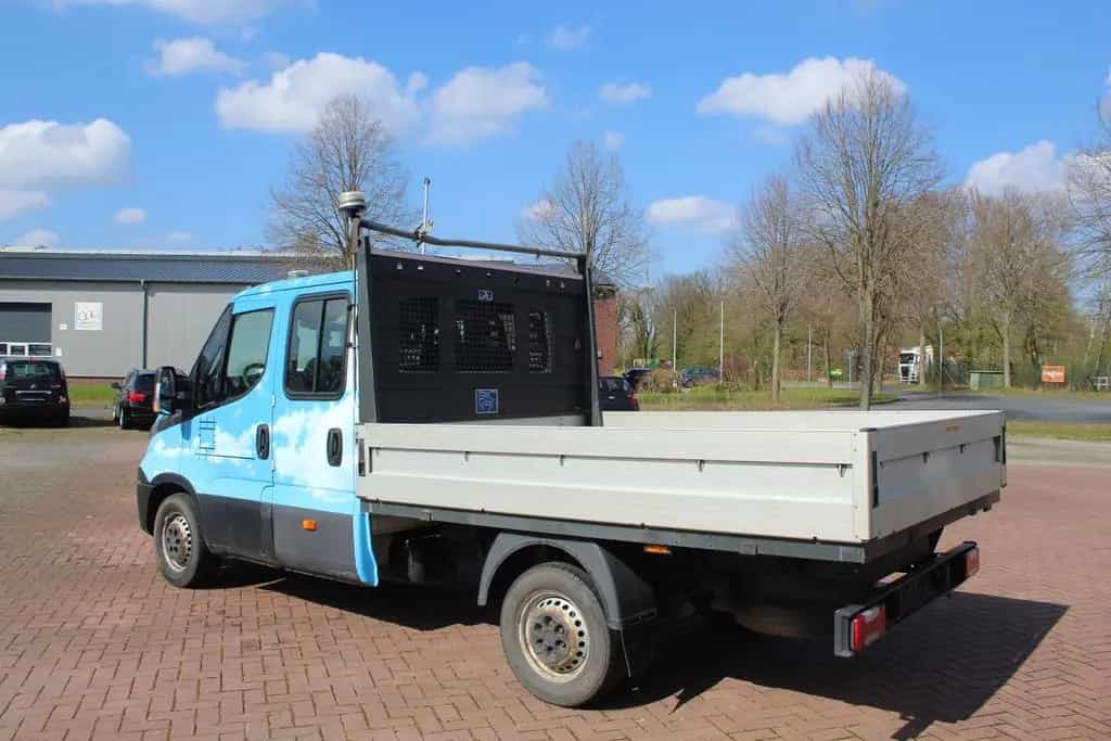 Iveco Daily Fahrgestell Doppelkabine 35 S 04/2017-photo-4