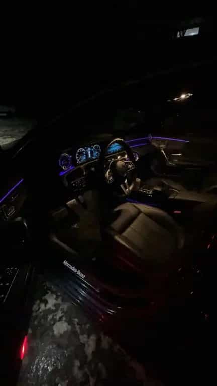 Mercedes-Benz CLA-Class 180 - 04/2021-photo-1