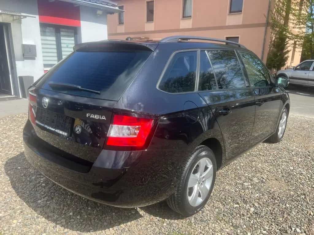 Skoda Fabia Combi Style DSG ACC 03/2018-photo-4
