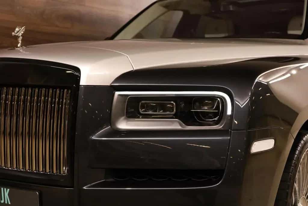 Rolls-Royce Cullinan 6.75 V12|Two-Tone|Massage|Pano|Bespoke| 01/2023-photo-24