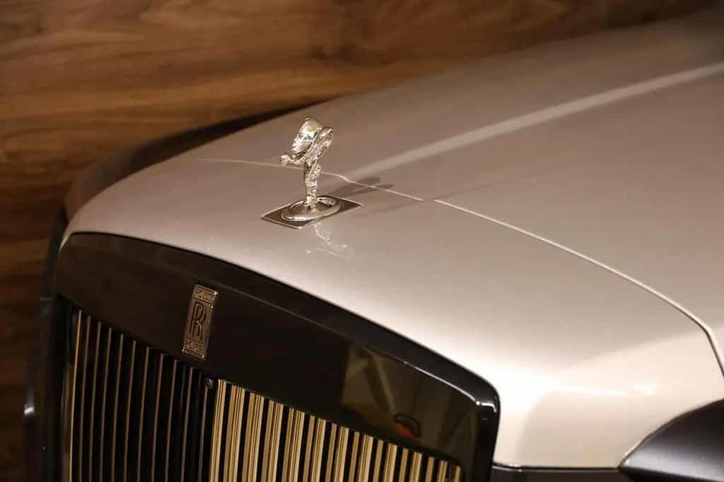 Rolls-Royce Cullinan 6.75 V12|Two-Tone|Massage|Pano|Bespoke| 01/2023-photo-34