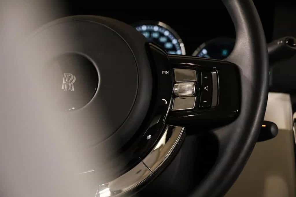 Rolls-Royce Cullinan 6.75 V12|Two-Tone|Massage|Pano|Bespoke| 01/2023-photo-39