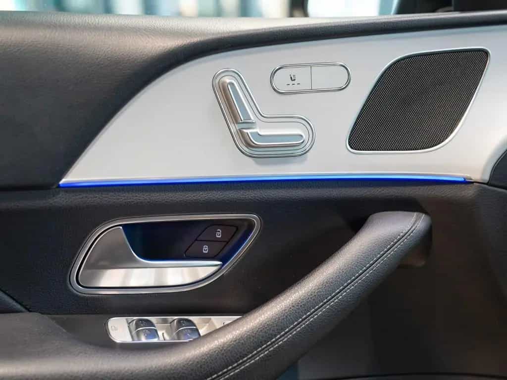Mercedes-Benz GLE-Class 400 d 4M AMG Line Pano AHK MULTIBEAM CarPlay 01/2021-photo-16