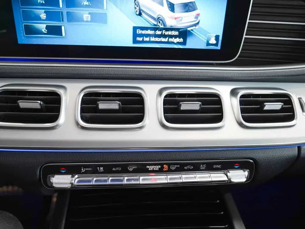 Mercedes-Benz GLE-Class 400 d 4M AMG Line Pano AHK MULTIBEAM CarPlay 01/2021-photo-25