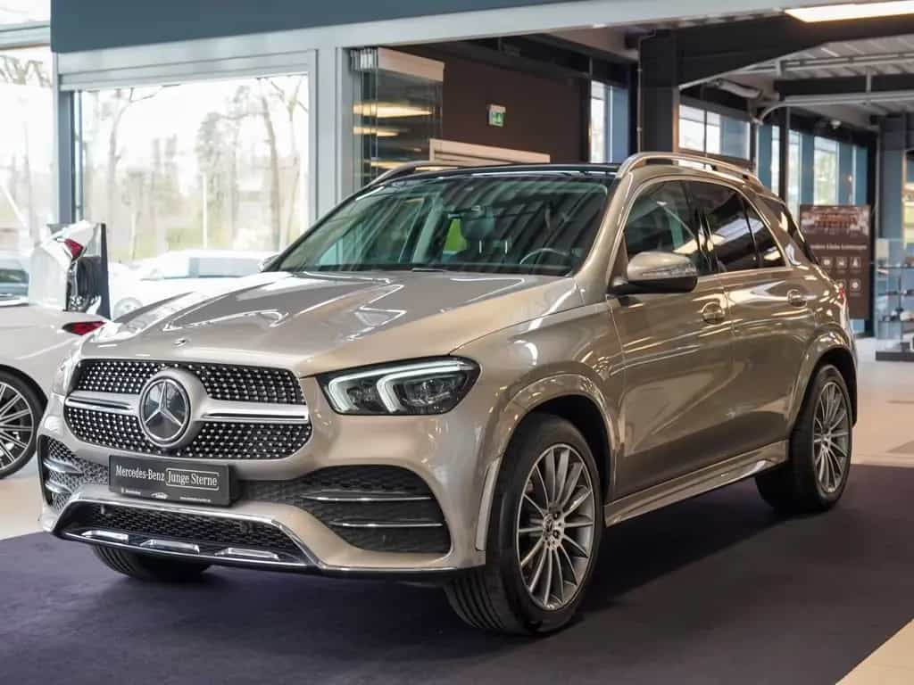Mercedes-Benz GLE-Class 400 d 4M AMG Line Pano AHK MULTIBEAM CarPlay 01/2021-photo-4