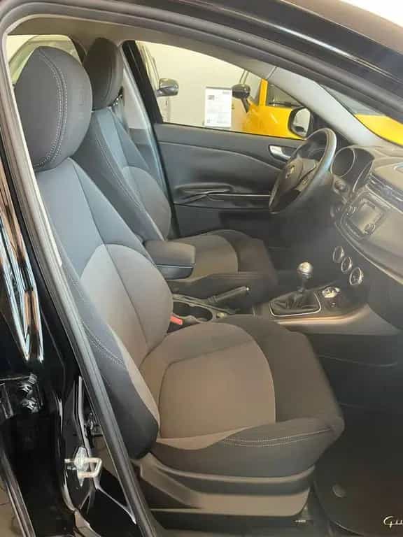 Alfa Romeo Giulietta 1.4 Turbo 105 CV DISTINCTIV 03/2014-photo-10