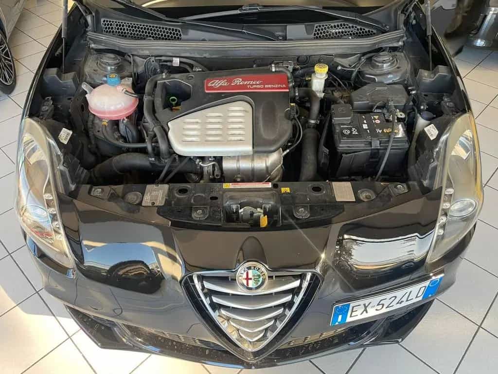 Alfa Romeo Giulietta 1.4 Turbo 105 CV DISTINCTIV 03/2014-photo-11