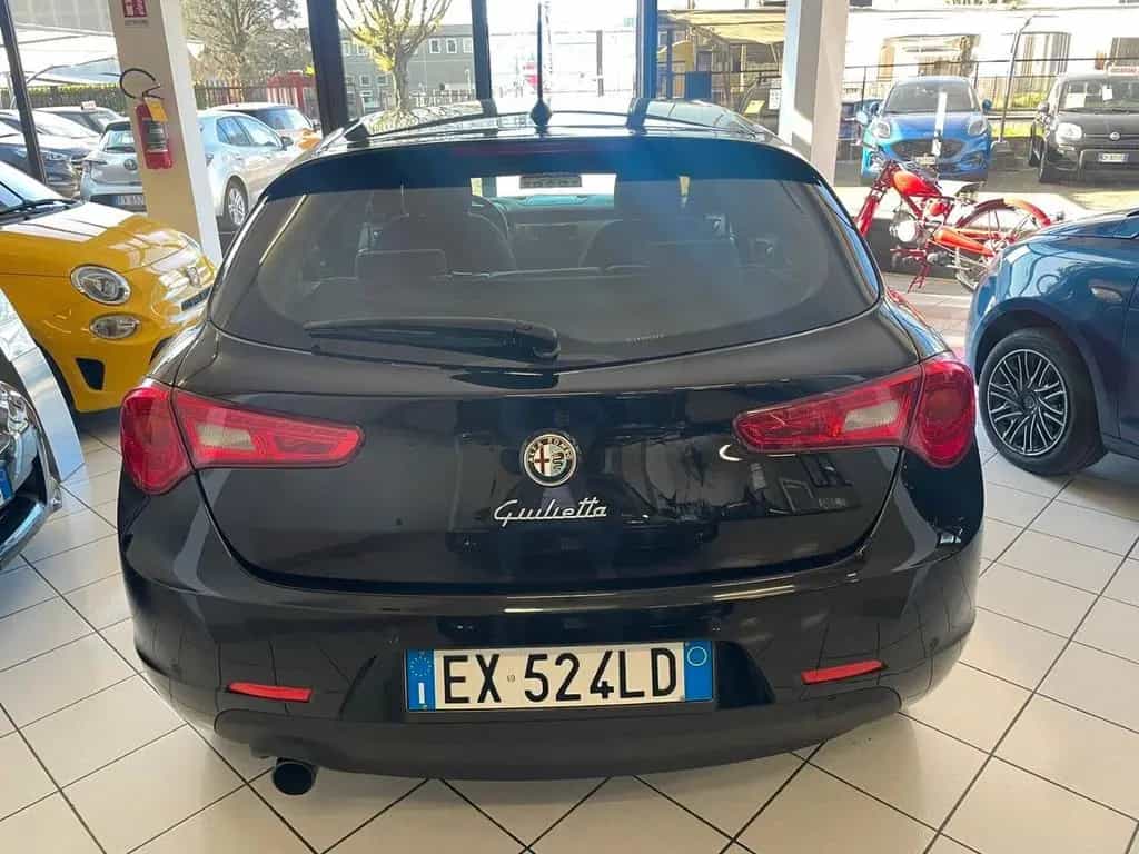 Alfa Romeo Giulietta 1.4 Turbo 105 CV DISTINCTIV 03/2014-photo-4