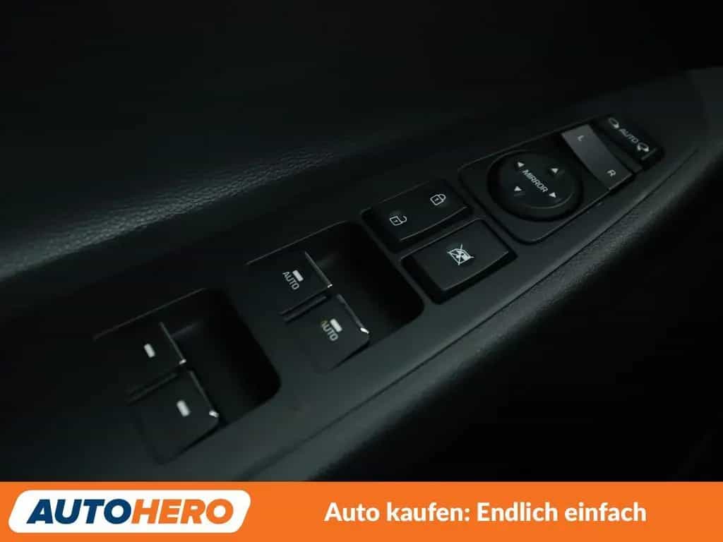 Hyundai TUCSON 1.6 TGDI N-Line 2WD*NAVI*CAM*LED*SHZ*LHZ* 09/2019-photo-24