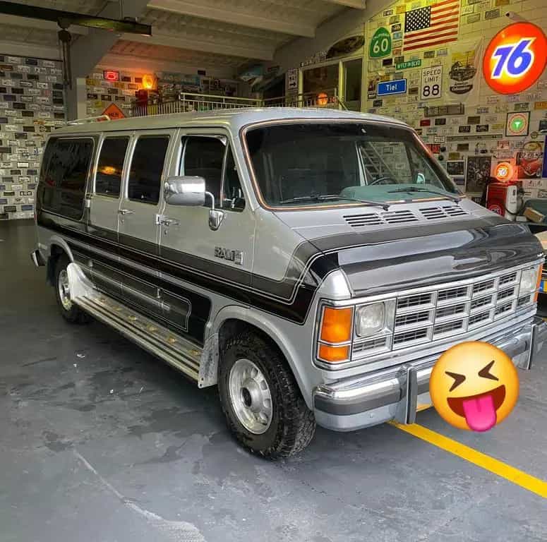 Dodge RAM VAN B250 *V8*Oldtimer*H-Kennz*TÜV* 07/1987-photo-0