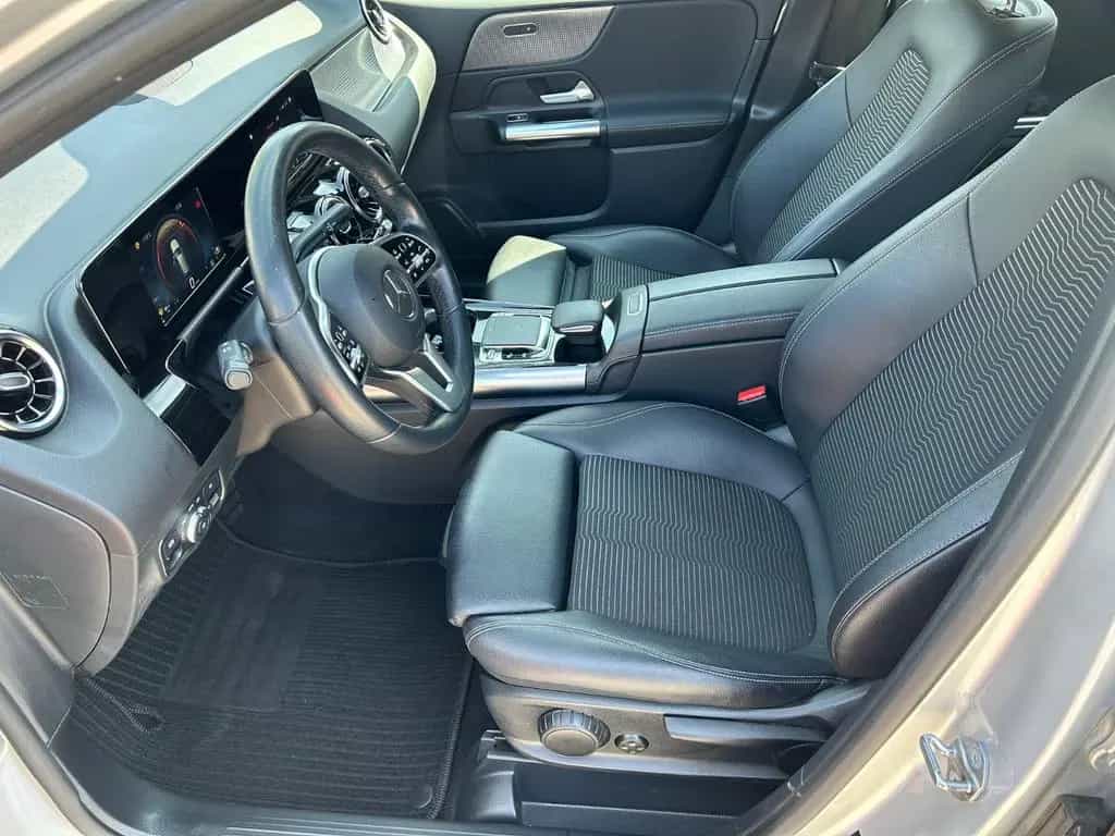 Mercedes-Benz B-Class 200 Aut.* Navi*Standh.*1.Hd*DB Service* 08/2019-photo-2