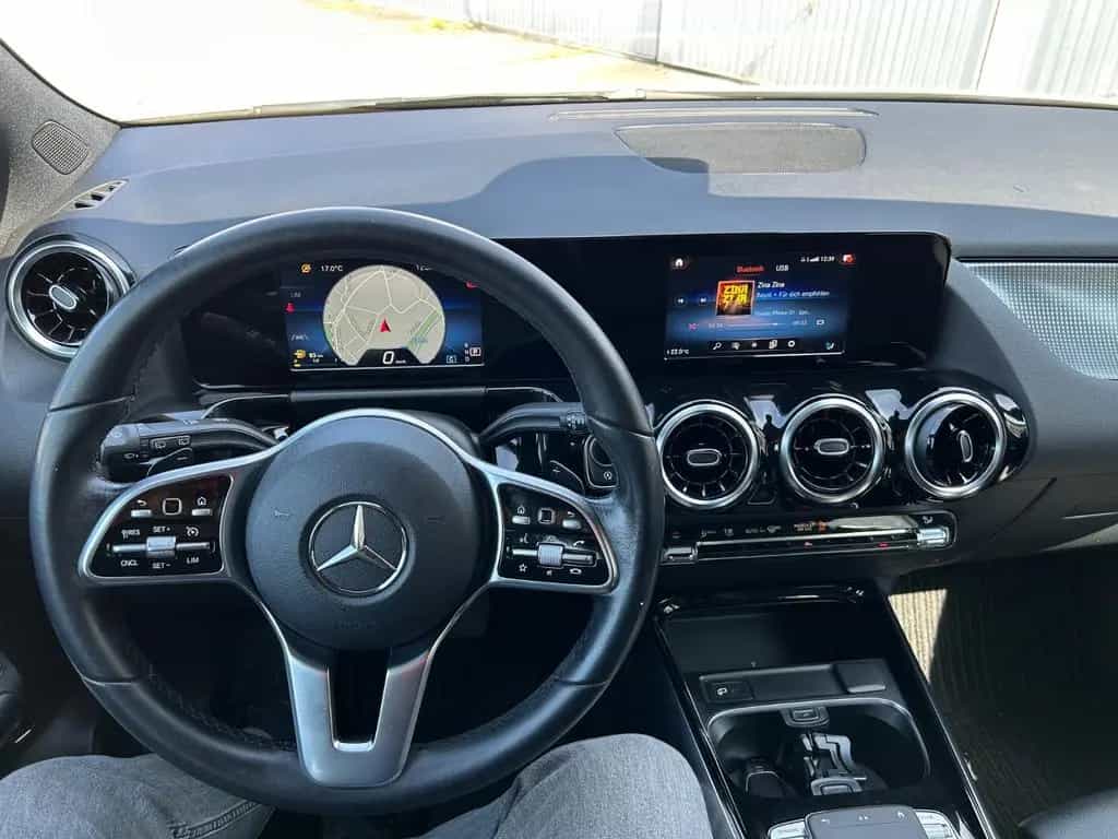 Mercedes-Benz B-Class 200 Aut.* Navi*Standh.*1.Hd*DB Service* 08/2019-photo-3